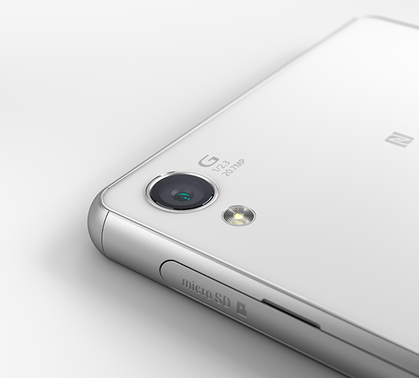 02_Xperia_Z3_White_Angle