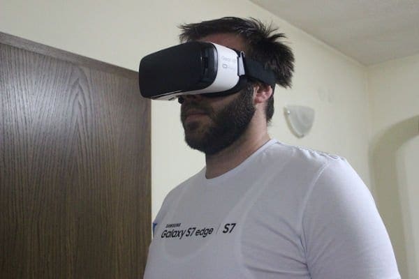 galaxy-vr-2