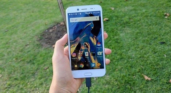 htc-bolt-front-e1480095273729