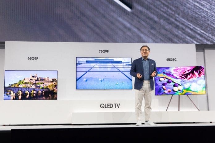 Jonghee Han, President of Visual Display Business at Samsung Electronics, introducing the new 2018 QLED TVs(2)