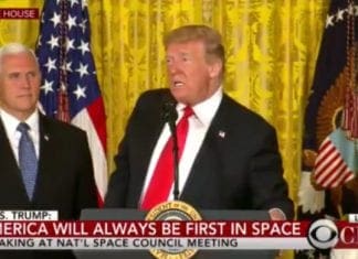 Доналд Трамп официјално го најави формирањето на „Space Force“ како шеста бранша во американската армија