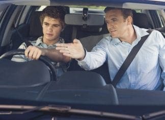 Неколку совети како да бидете сигурни дека вашето дете ќе биде добар возач