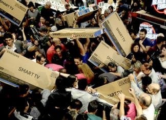 По што се разликува Black Friday во Македонија и во Америка