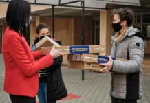 Продолжува акцијата на Mozzart за донација на лаптопи во основни училишта – овој пат доделени во ООУ Јан Амос Коменски