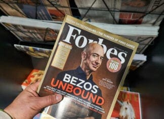 Џеф Безос ја напушта главната директорска позиција во Amazon на 5-ти јули