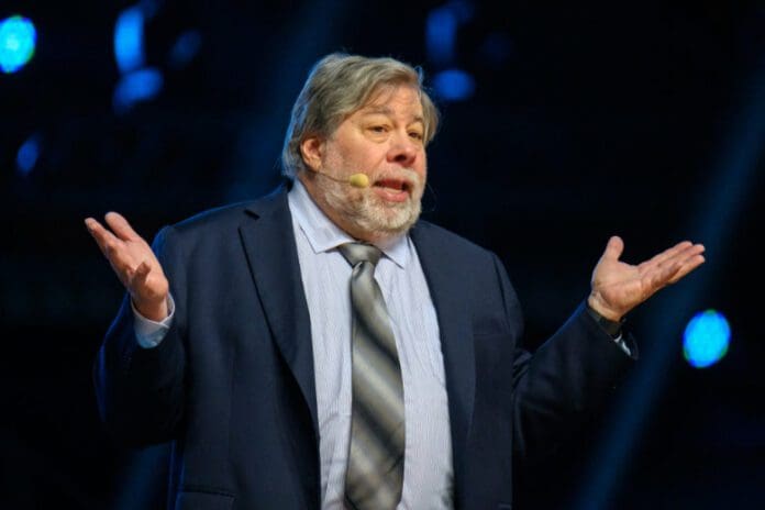 shutterstock_1305722743