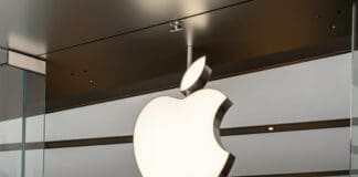Apple сака да го брани договорот со Google во судскиот процес врз основа на кој се бара „растурање“ на Google