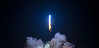 Blue Origin успешно ja лансира New Glenn ракетата и отвори ново поглавје во трката за вселената