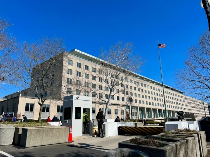 shutterstock_2374988991