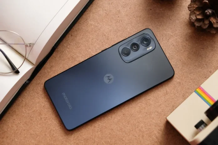 shutterstock_2190945715