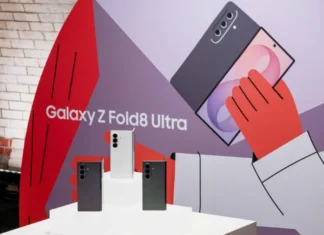 Samsung продолжува да бележи рекордна продажба на серијата Galaxy Z8 во Европа, при што продажбата на Galaxy Z Fold8 и Fold8 Ultra е зголемена за речиси 50% на годишно ниво