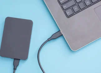 Microsoft од јануари ќе ги блокира надворешните дискови форматирани со ReFS во Windows