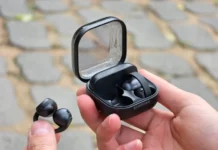 Samsung ги претстави Galaxy Buds On, своите први слушалки со штипка што не го затвораат увото